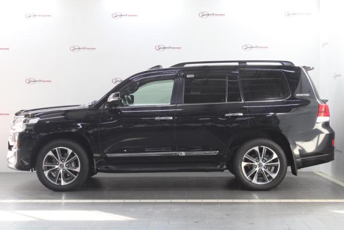 Toyota Land Cruiser 200 Series Рестайлинг 2 с пробегом 2019 года, цена 9 250 000 рублей, 91000 км, внедорожник, Автокод Объявления