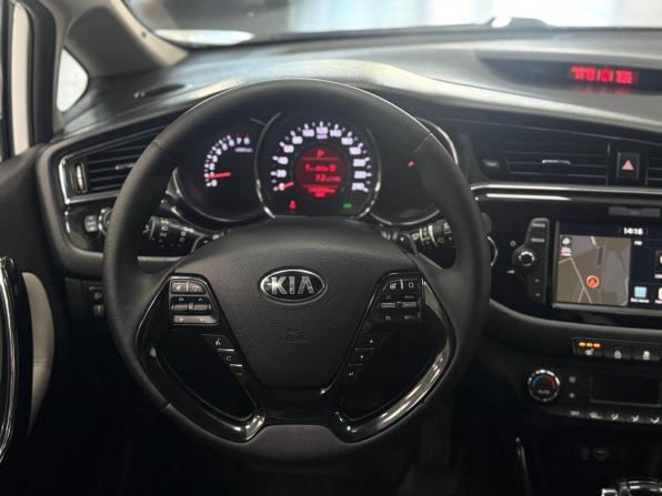 Kia Ceed II Рестайлинг с пробегом 2017 года, цена 1 270 000 рублей, 148256 км, хэтчбек, Автокод Объявления
