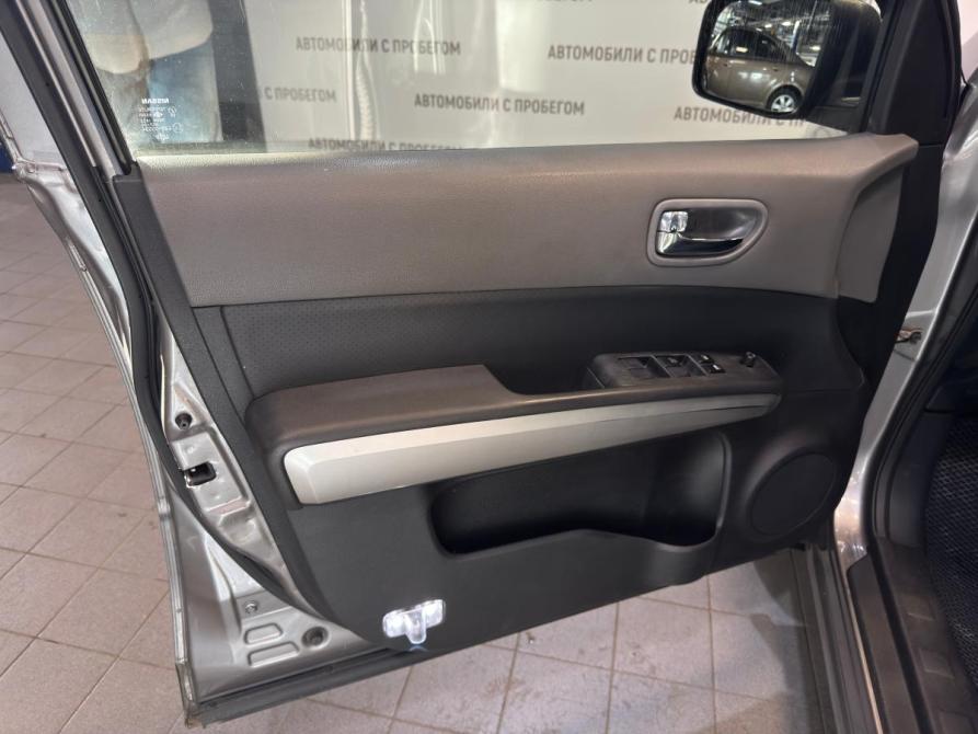Nissan X-Trail II Санкт-Петербург  - изображение 13