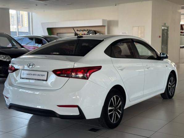 Hyundai Solaris II с пробегом 2019 года, цена 1 200 000 рублей, 101798 км, седан, Автокод Объявления
