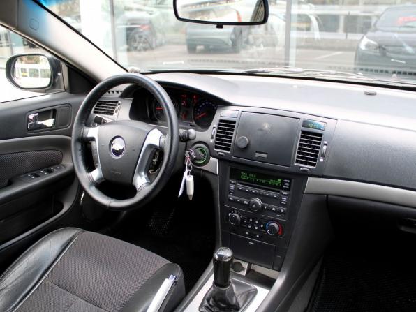 Chevrolet Epica V250 Рестайлинг с пробегом 2010 года, цена 597 000 рублей, 221000 км, седан, Автокод Объявления