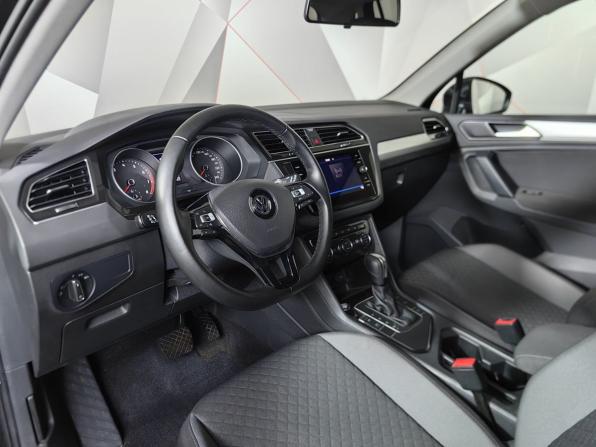 Volkswagen Tiguan II с пробегом 2020 года, цена 2 495 000 рублей, 46426 км, внедорожник, Автокод Объявления