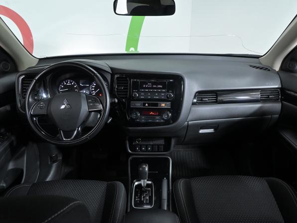 Mitsubishi Outlander III Рестайлинг 3 с пробегом 2019 года, цена 1 890 000 рублей, 86000 км, внедорожник, Автокод Объявления
