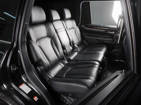 Lexus LX III Рестайлинг 2 с пробегом 2018 года, цена 9 259 000 рублей, 83070 км, внедорожник, Автокод Объявления