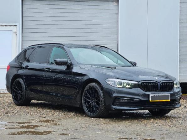 BMW 5 серии VII (G30/G31/G38) с пробегом 2018 года, цена 2 500 000 рублей, 156000 км, универсал, Автокод Объявления