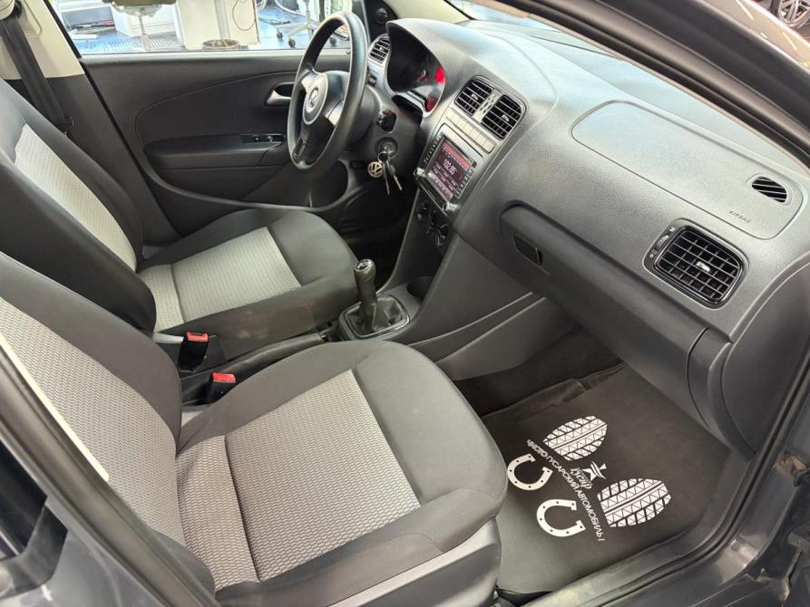 Volkswagen Polo V Киров  - изображение 11