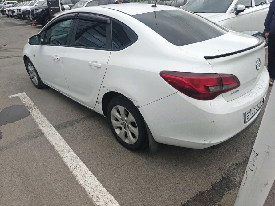 Opel Astra J Рестайлинг Санкт-Петербург  - изображение 4
