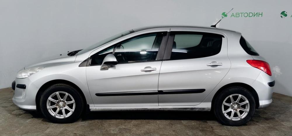 Peugeot 308 I Москва  - изображение 8