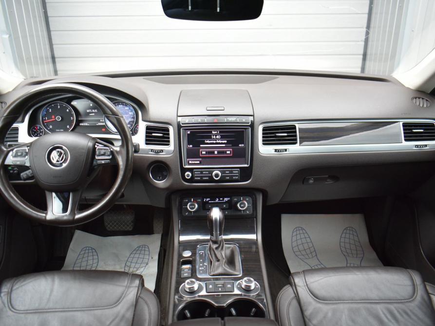 Volkswagen Touareg II Рестайлинг Мурманск  - изображение 17