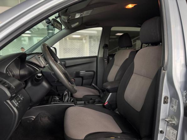 Mitsubishi L200 IV с пробегом 2013 года, цена 1 045 000 рублей, 280000 км, пикап, Автокод Объявления