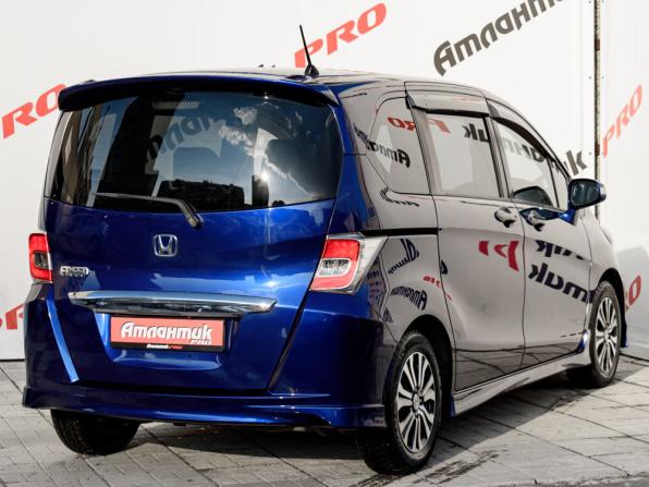 Honda Freed I Рестайлинг 2 с пробегом 2015 года, цена 1 375 000 рублей, 117978 км, компактвэн, Автокод Объявления