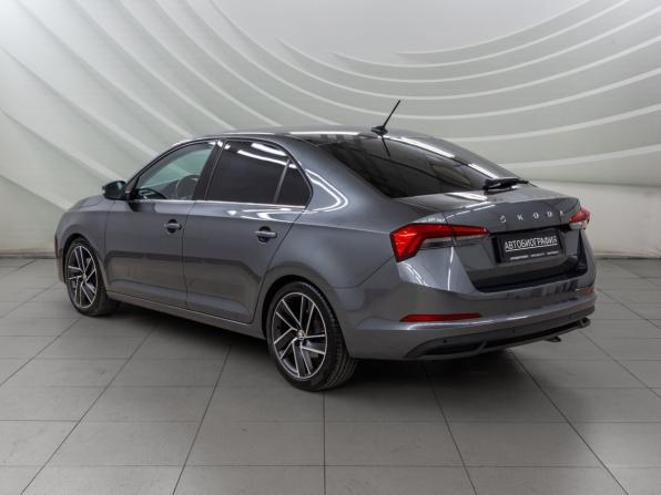 Skoda Rapid II с пробегом 2021 года, цена 1 598 000 рублей, 106000 км, лифтбек, Автокод Объявления