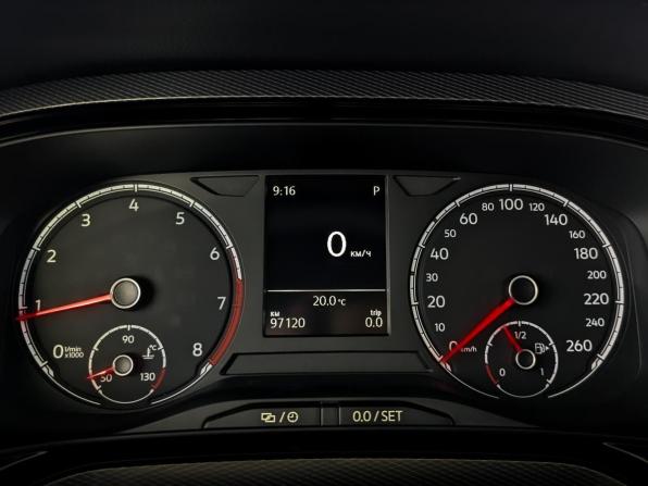 Volkswagen Polo VI с пробегом 2022 года, цена 1 595 000 рублей, 97115 км, лифтбек, Автокод Объявления