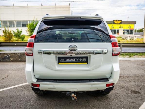 Toyota Land Cruiser Prado 150 Series Рестайлинг 1 с пробегом 2015 года, цена 3 028 000 рублей, 188957 км, внедорожник, Автокод Объявления