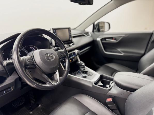 Toyota RAV4 V (XA50) с пробегом 2020 года, цена 3 379 000 рублей, 84194 км, внедорожник, Автокод Объявления
