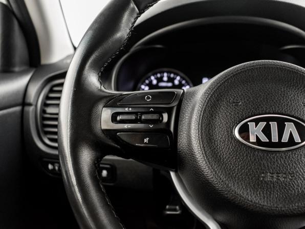 Kia Rio IV с пробегом 2019 года, цена 1 380 000 рублей, 134450 км, седан, Автокод Объявления
