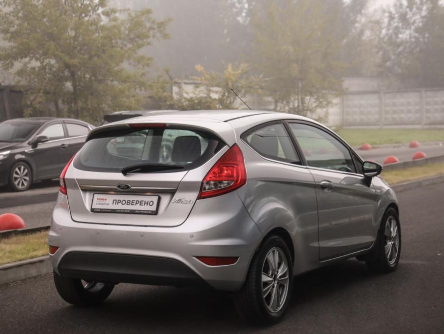 Ford Fiesta Mk6 Санкт-Петербург  - изображение 6