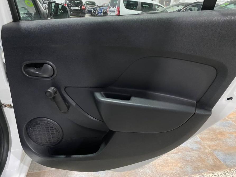 Renault Sandero II Санкт-Петербург  - изображение 16