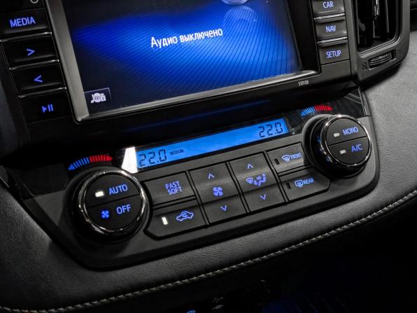 Toyota RAV4 IV (XA40) Рестайлинг с пробегом 2017 года, цена 2 150 000 рублей, 146082 км, внедорожник, Автокод Объявления