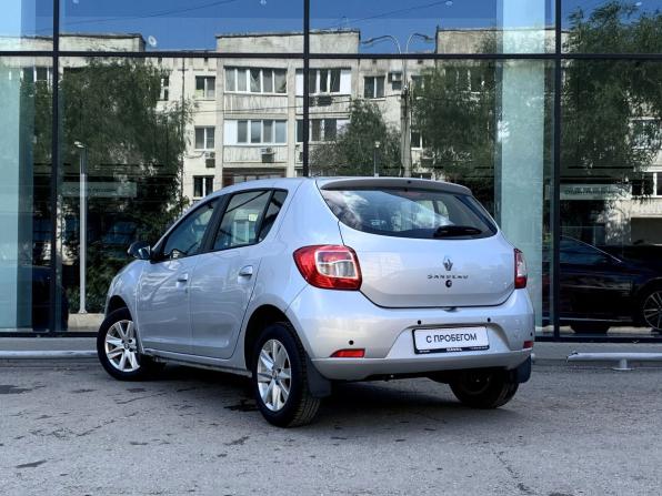 Renault Sandero II Рестайлинг с пробегом 2019 года, цена 1 197 000 рублей, 77000 км, хэтчбек, Автокод Объявления