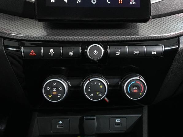 Lada (ВАЗ) Vesta I Рестайлинг (NG) с пробегом 2025 года, цена 1 629 000 рублей, 23551 км, седан, Автокод Объявления