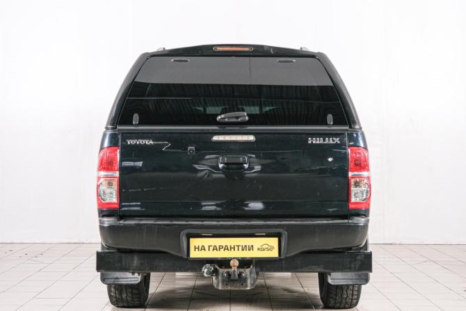 Toyota Hilux VII Рестайлинг с пробегом 2013 года, цена 2 309 000 рублей, 231000 км, offers.body_type.unknown, Автокод Объявления