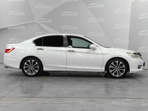 Honda Accord IX с пробегом 2013 года, цена 1 580 000 рублей, 259449 км, седан, Автокод Объявления