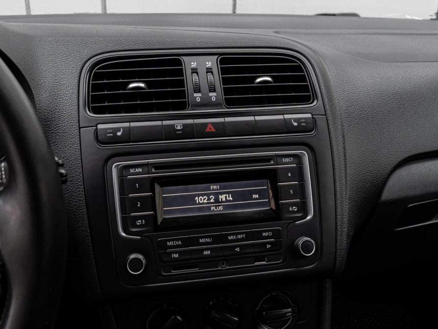 Volkswagen Polo V Рестайлинг Краснодар  - изображение 13