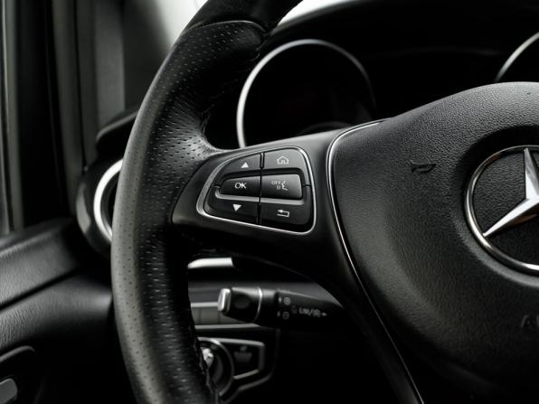 Mercedes-Benz V-Класс III (W447) с пробегом 2018 года, цена 3 070 000 рублей, 155701 км, минивэн, Автокод Объявления