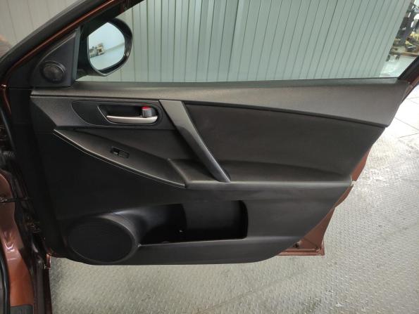 Mazda 3 II (BL) Рестайлинг с пробегом 2011 года, цена 810 000 рублей, 209000 км, седан, Автокод Объявления