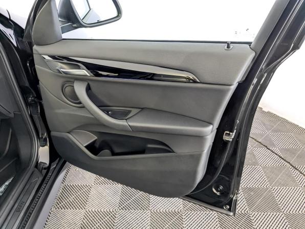 BMW X1 II (F48) Рестайлинг с пробегом 2021 года, цена 3 570 000 рублей, 78493 км, внедорожник, Автокод Объявления
