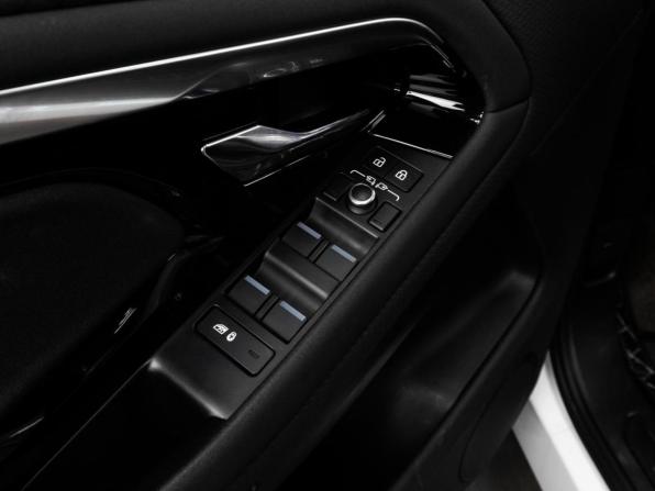 Land Rover Range Rover Evoque II с пробегом 2021 года, цена 3 999 000 рублей, 46633 км, внедорожник, Автокод Объявления