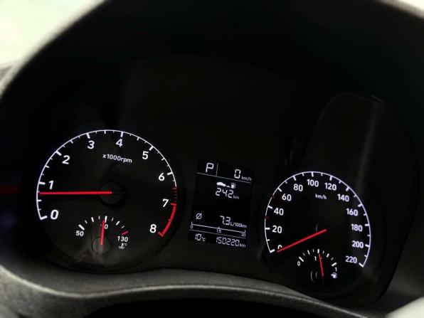 Hyundai Solaris II с пробегом 2019 года, цена 1 315 000 рублей, 147000 км, седан, Автокод Объявления