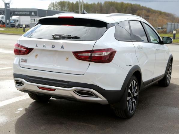 Lada (ВАЗ) Vesta I Рестайлинг (NG) с пробегом 2024 года, цена 1 451 000 рублей, 27700 км, универсал, Автокод Объявления