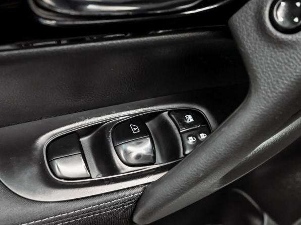 Nissan Qashqai II с пробегом 2019 года, цена 1 500 000 рублей, 173640 км, внедорожник, Автокод Объявления