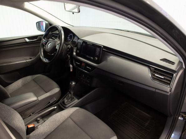 Skoda Rapid II с пробегом 2021 года, цена 1 895 000 рублей, 59908 км, лифтбек, Автокод Объявления