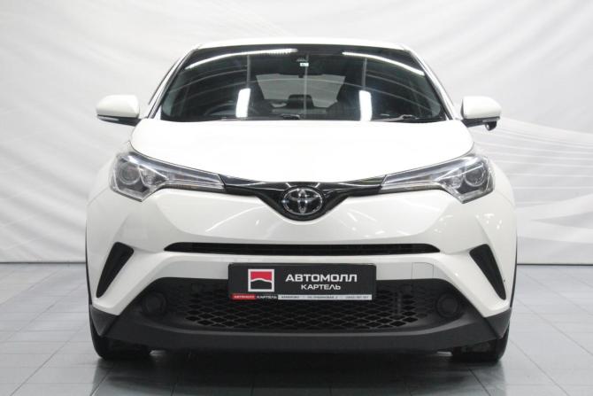 Toyota C-HR I Рестайлинг с пробегом 2019 года, цена 1 799 000 рублей, 121000 км, внедорожник, Автокод Объявления