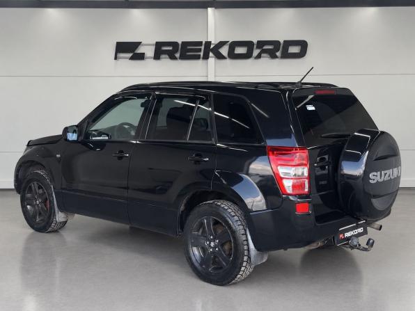 Suzuki Grand Vitara II с пробегом 2006 года, цена 629 000 рублей, 250334 км, внедорожник, Автокод Объявления