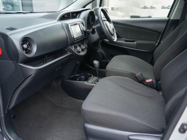 Toyota Vitz III (XP130) Рестайлинг 2 с пробегом 2019 года, цена 1 050 000 рублей, 89050 км, хэтчбек, Автокод Объявления