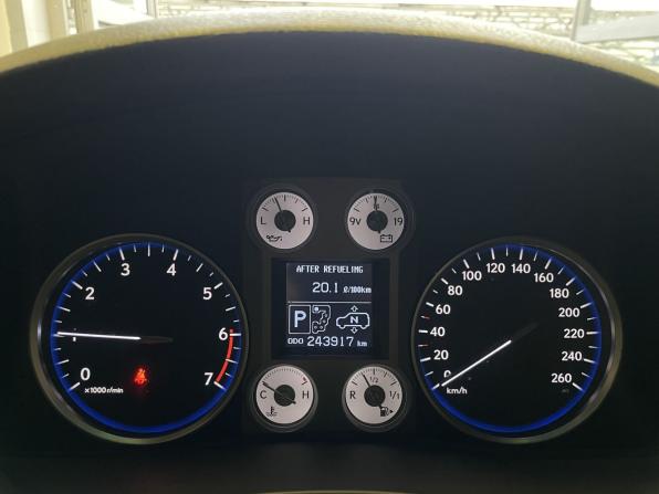 Lexus LX III с пробегом 2010 года, цена 3 270 000 рублей, 243000 км, внедорожник, Автокод Объявления