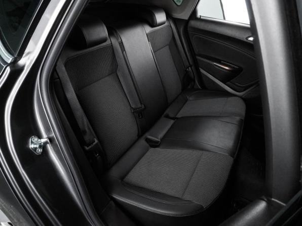 Opel Astra J с пробегом 2011 года, цена 1 070 000 рублей, 129171 км, хэтчбек, Автокод Объявления