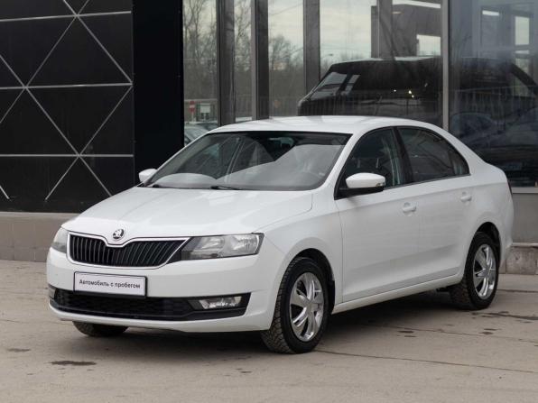 Skoda Rapid I Рестайлинг с пробегом 2018 года, цена 1 040 000 рублей, 124539 км, лифтбек, Автокод Объявления