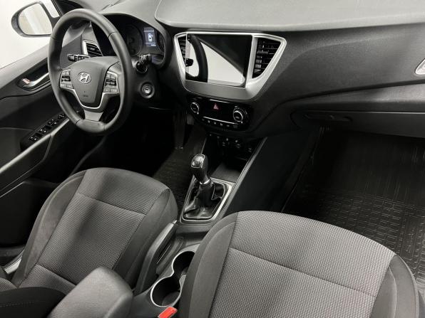 Hyundai Solaris II с пробегом 2019 года, цена 1 170 000 рублей, 144583 км, седан, Автокод Объявления