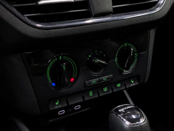 Skoda Rapid II с пробегом 2021 года, цена 1 350 000 рублей, 133318 км, лифтбек, Автокод Объявления