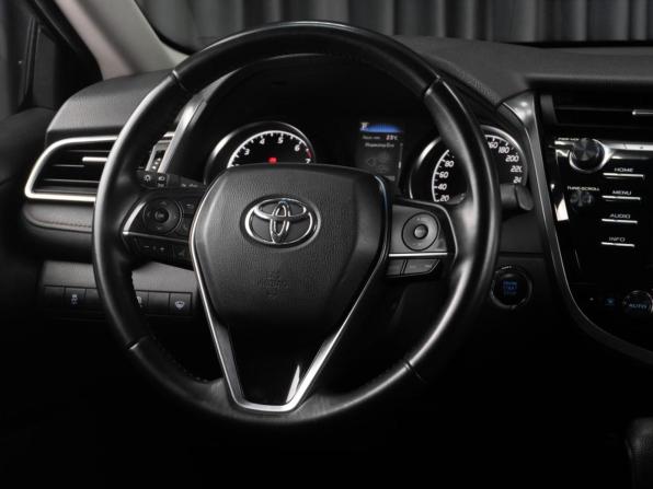 Toyota Camry VIII (XV70) с пробегом 2019 года, цена 2 849 000 рублей, 98152 км, седан, Автокод Объявления