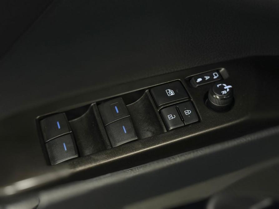 Toyota Camry VIII (XV70) Рестайлинг Казань  - изображение 20