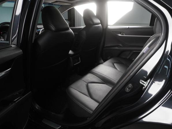 Toyota Camry VIII (XV70) Рестайлинг с пробегом 2023 года, цена 3 570 000 рублей, 36561 км, седан, Автокод Объявления