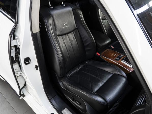 Infiniti FX II (S51) с пробегом 2010 года, цена 1 799 000 рублей, 197184 км, внедорожник, Автокод Объявления
