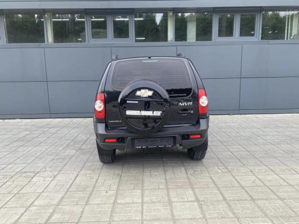 Chevrolet Niva I Рестайлинг с пробегом 2016 года, цена 629 000 рублей, 176000 км, внедорожник, Автокод Объявления