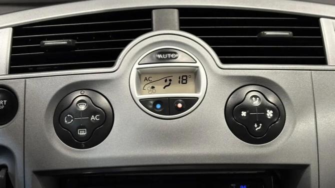 Renault Scenic II Рестайлинг с пробегом 2008 года, цена 520 000 рублей, 234000 км, минивэн, Автокод Объявления
